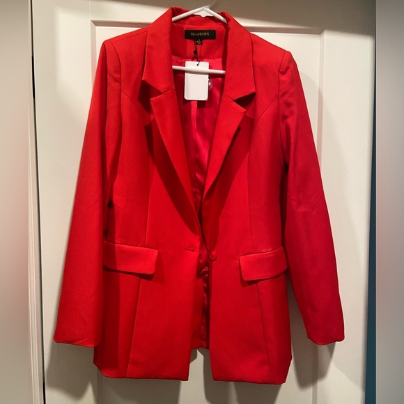 Runway Pocketed Blazer Red from Vici - Picture 6 of 6